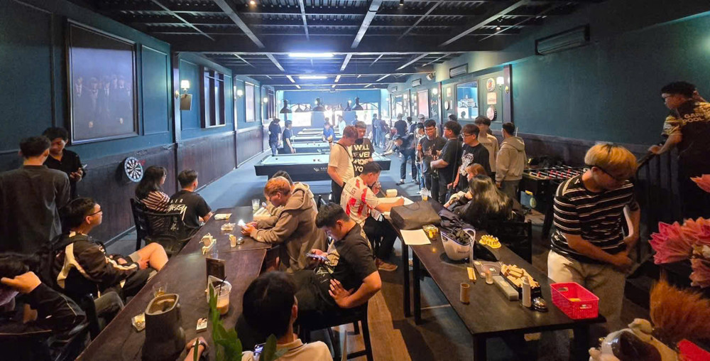 Bình Thạnh ! Clb Bida 12 Bàn Lỗ Cao Cấp - Mới Đẹp - Sang Rẻ - Có Quầy Bar - Rượu Và Có Khách Đông