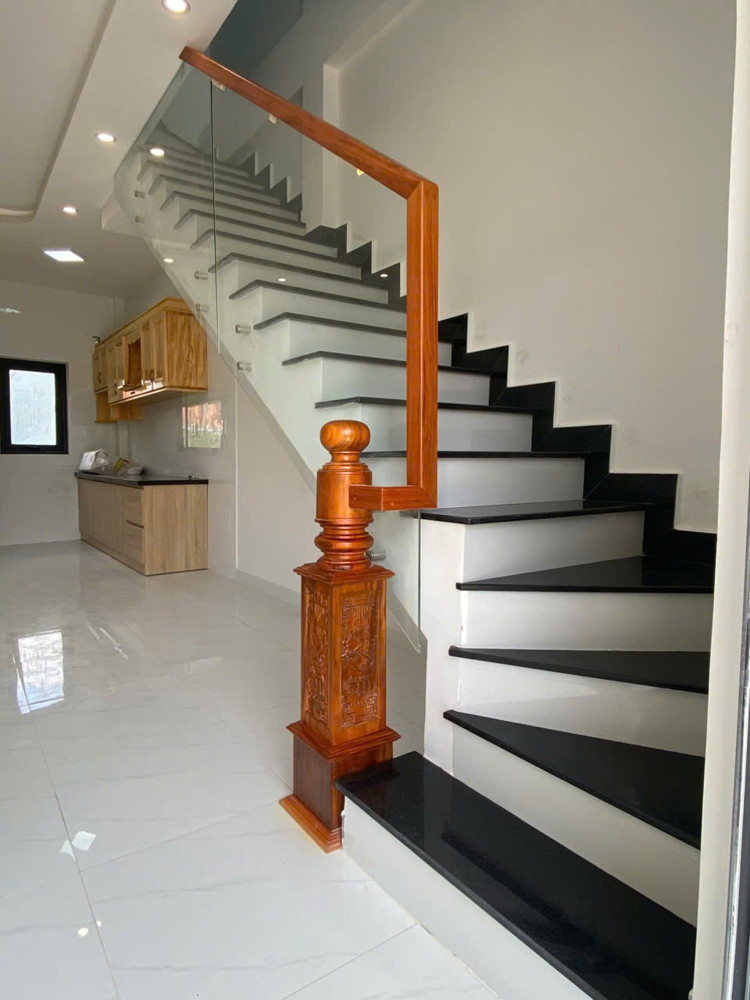 Bán Căn Góc Cực Hiếm – Nhà Mới View Đẹp Đường Trạng Trình – Cách Hồ Xuân Hương 400M