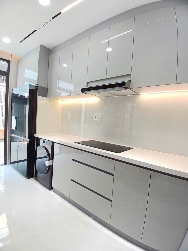 Bán Nhà Mặt Tiền Đất Vàng Tên Lửa Khu Kinh Doanh Buôn Bán Ngày Đêm - Quận Bình Tân - 90M2 - Giá