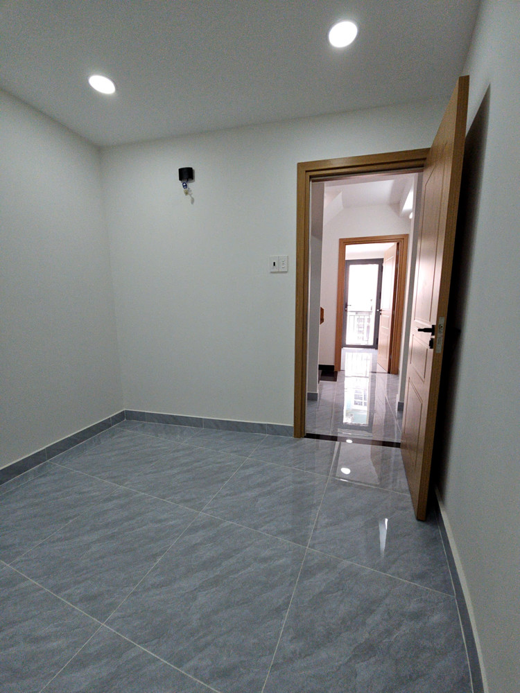 Bán Nhà Ngay Sát Mặt Tiền Khánh Hội - Hoàng Diệu Trung Tâm Q4diện Tích Sd 116 M2 Có 5 Tê