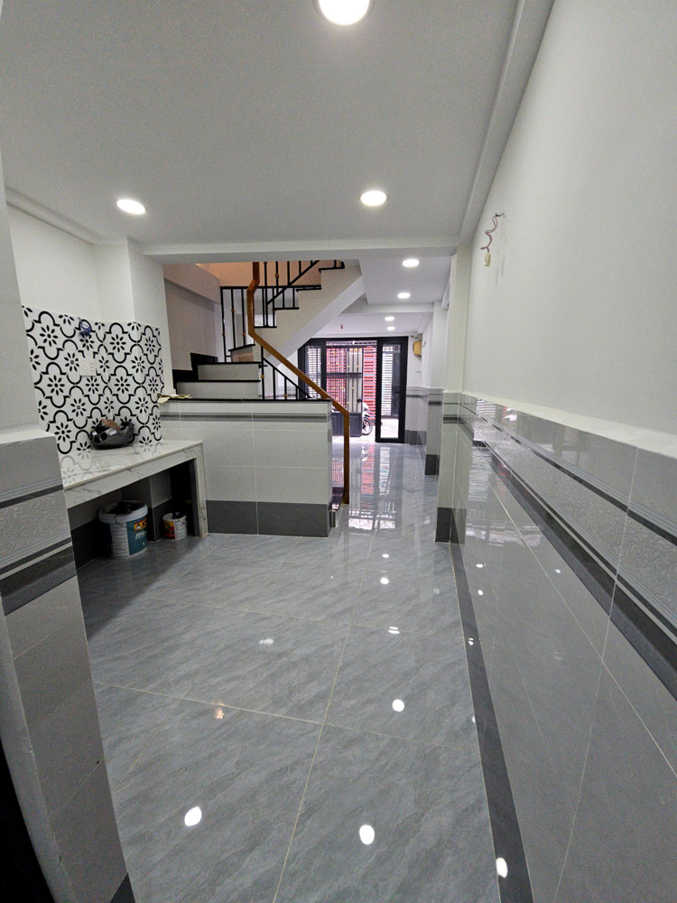 Bán Nhà Ngay Sát Mặt Tiền Khánh Hội - Hoàng Diệu Trung Tâm Q4diện Tích Sd 116 M2 Có 5 Tê