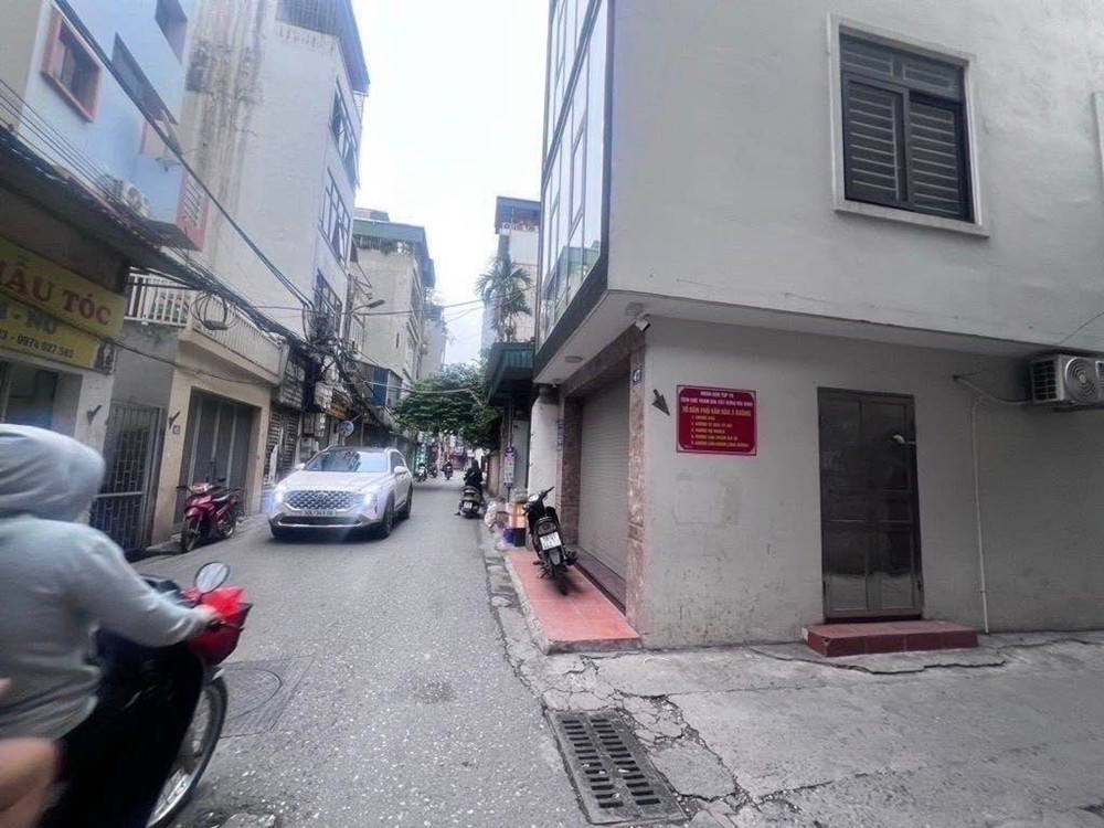 Tin Thật - Bồ Đề Long Biên 11 Tỷ 50M, Ngõ Ô Tô,Gần Hồ - Sổ Đỏ