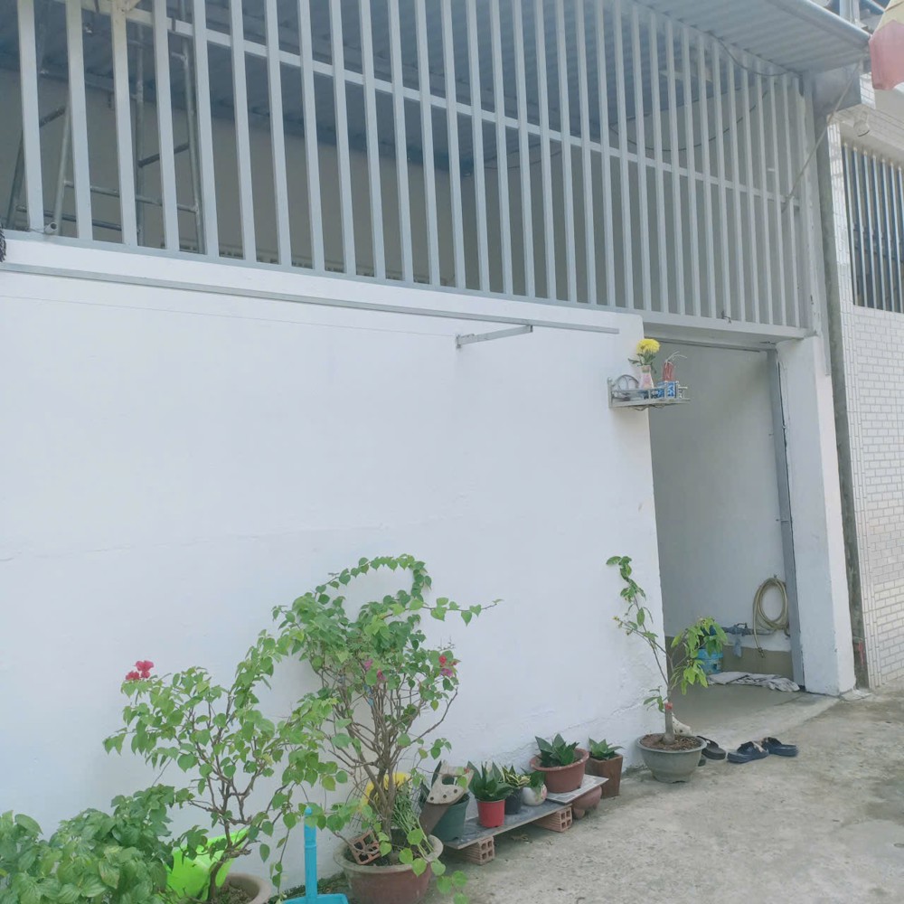 Bán Nhà Giá Tốt Tại Bình Chánh – Nhà Kiên Cố Dọn Vào Ở Ngay