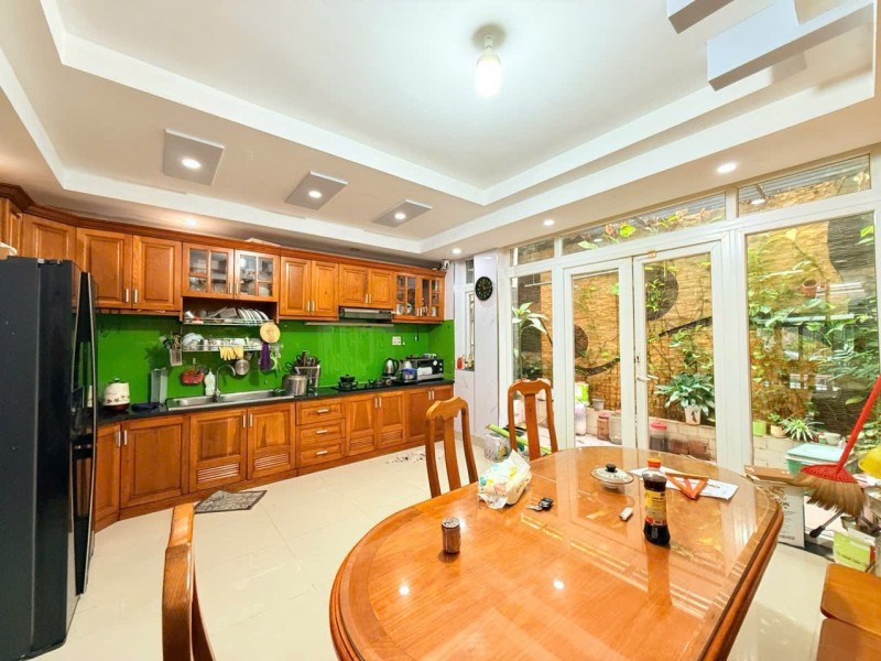 Bán Nhà Mặt Tiền Đường 494, Tăng Nhơn Phú A, Q9, Thủ Đức, Tp Hcm. Dt 105M2 , 4 Tầng, Giá 14.9 Tỷ