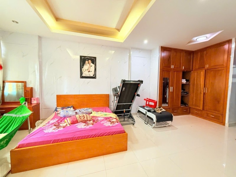Bán Nhà Mặt Tiền Đường 494, Tăng Nhơn Phú A, Q9, Thủ Đức, Tp Hcm. Dt 105M2 , 4 Tầng, Giá 14.9 Tỷ