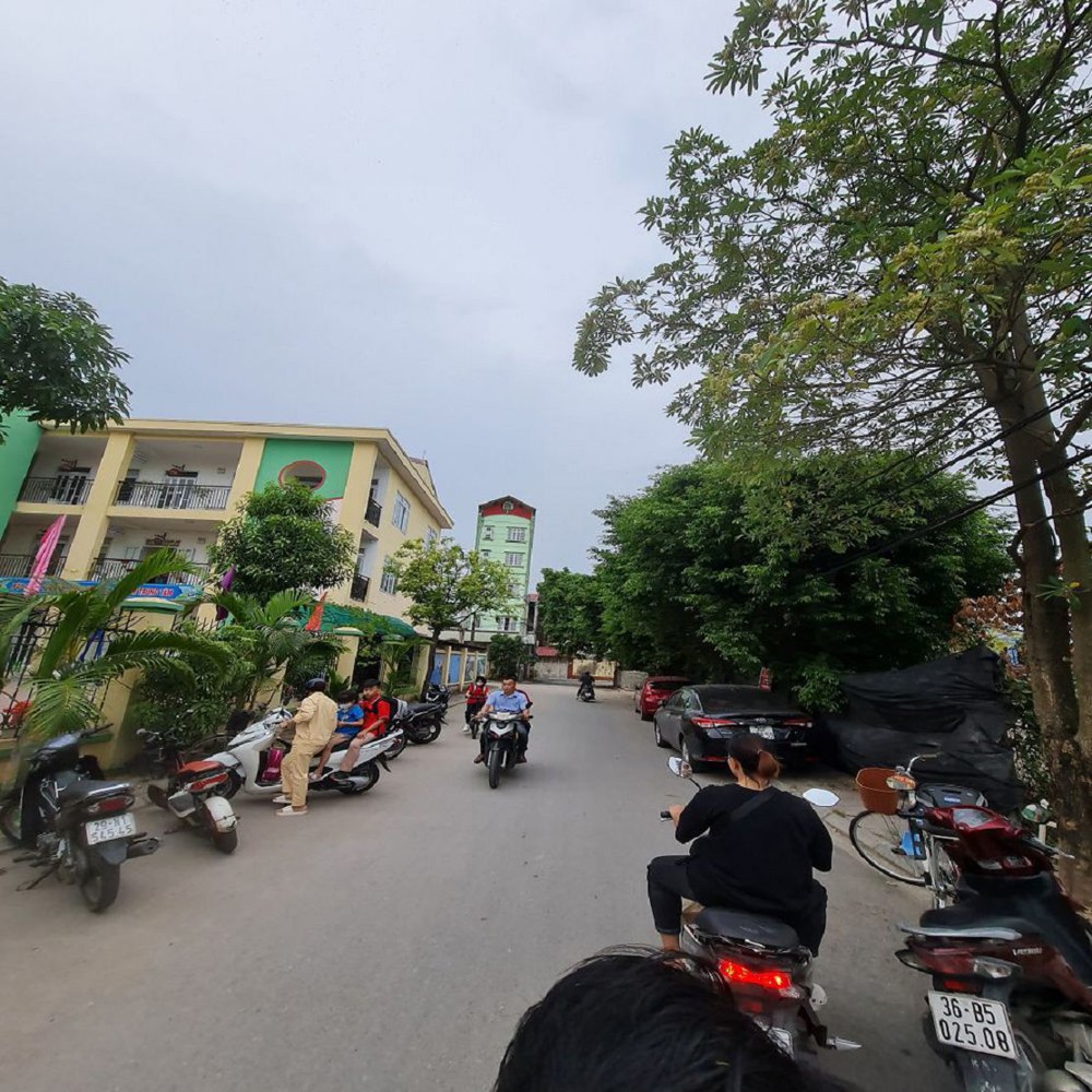70M2m2 Đa Tốn, Gia Lâm 7 Chỗ Chạy Thông Chỉ 5 Tỷ Hơn. Lh 0989894845