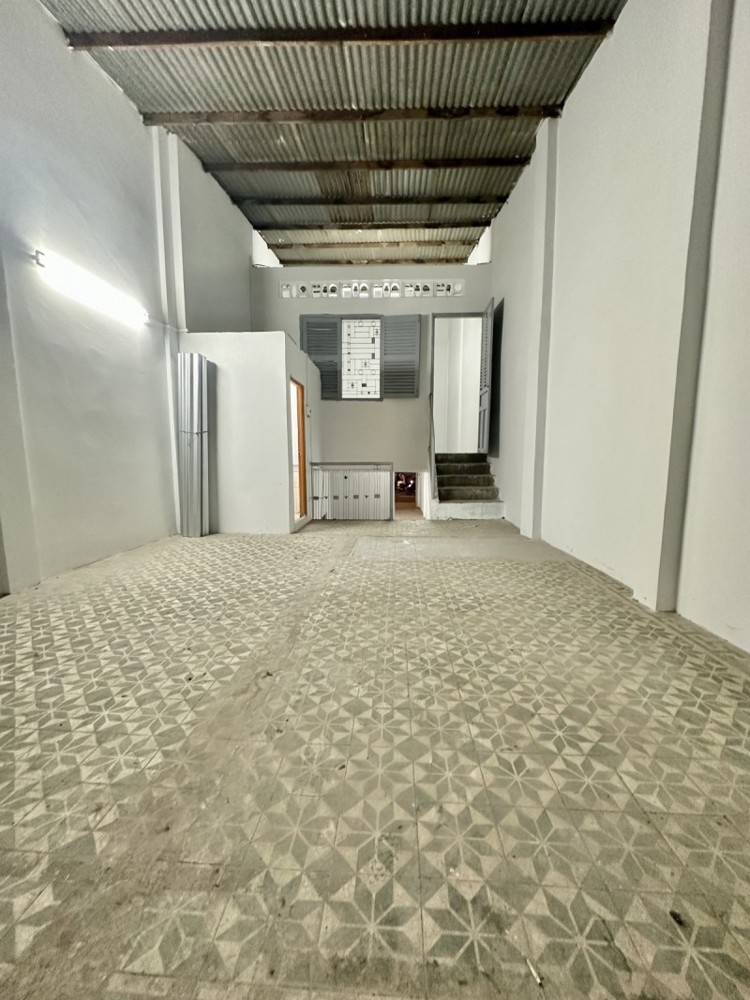 Bán Nhà Mặt Tiền Nguyễn Kiệm, Gần Phan Đăng Lưu, 4,1X24m, 2 Tầng Cũ, 1 Đời Chủ, 15,9 Tỷ