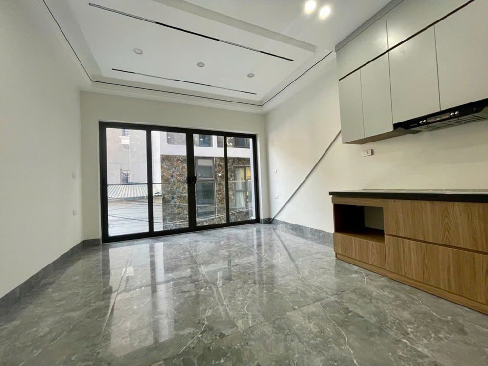 Chủ Giảm Chào 300 Triệu .. Siêu Phẩm Phúc Lợi 43M² • 6 Tầng • Gara Ô Tô , Thang Máy •