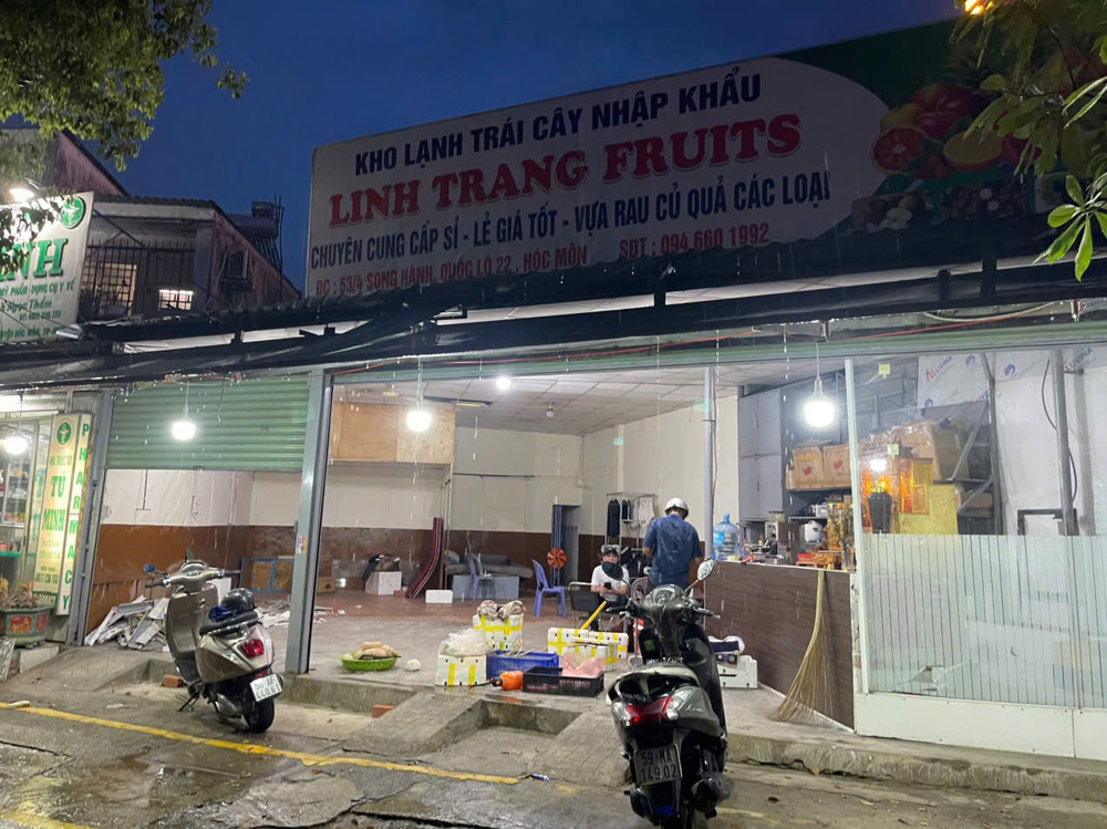 Mb Cho Thuê Ngang 12M , Đẹp Lắm – Vị Trí Đắc Địa Ngay Ngã Tư Lớn , Cách Đèn Xanh Đèn Đỏ 10M, Tel :