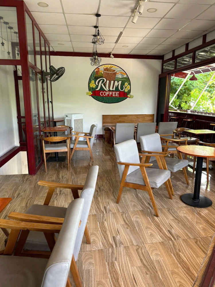 Ninh Thuận ! Sang Quán Cafe Số 9 Nguyễn Trực, Khu K1, Phan Rang, Tel : 0352854474
