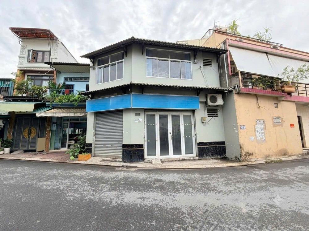 Chính Chủ Bán Gấp Nhà Lô Góc Mặt Tiền Kinh Doanh Đỉnh : Ngang 8M Cực Hiếm, Cực Đẹp Ngay Chợ Vải Phú