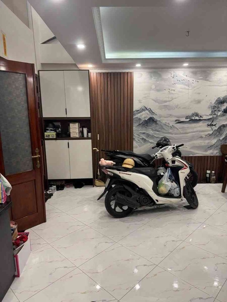 Nhà Thật Phố Kim Quan 6.6 Tỷ 40M Ngõ Ô Tô,Sổ Đỏ Long Biên