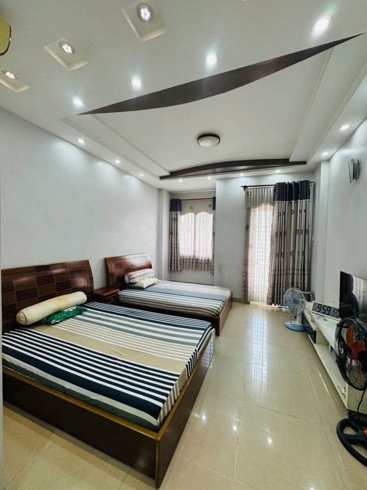 Bán Nhà Mặt Tiền Kinh Doanh Đỉnh Lương Trúc Đàm - 115M2 Ngang Khủng Hơn 6M 4Tầng Nhỉnh 22.X Tỷ