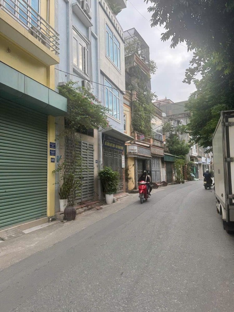 Nhà Thật Sài Đồng Long Biên 18 Tỷ 100M Lô Góc Ô Tô Đỗ Cửa
