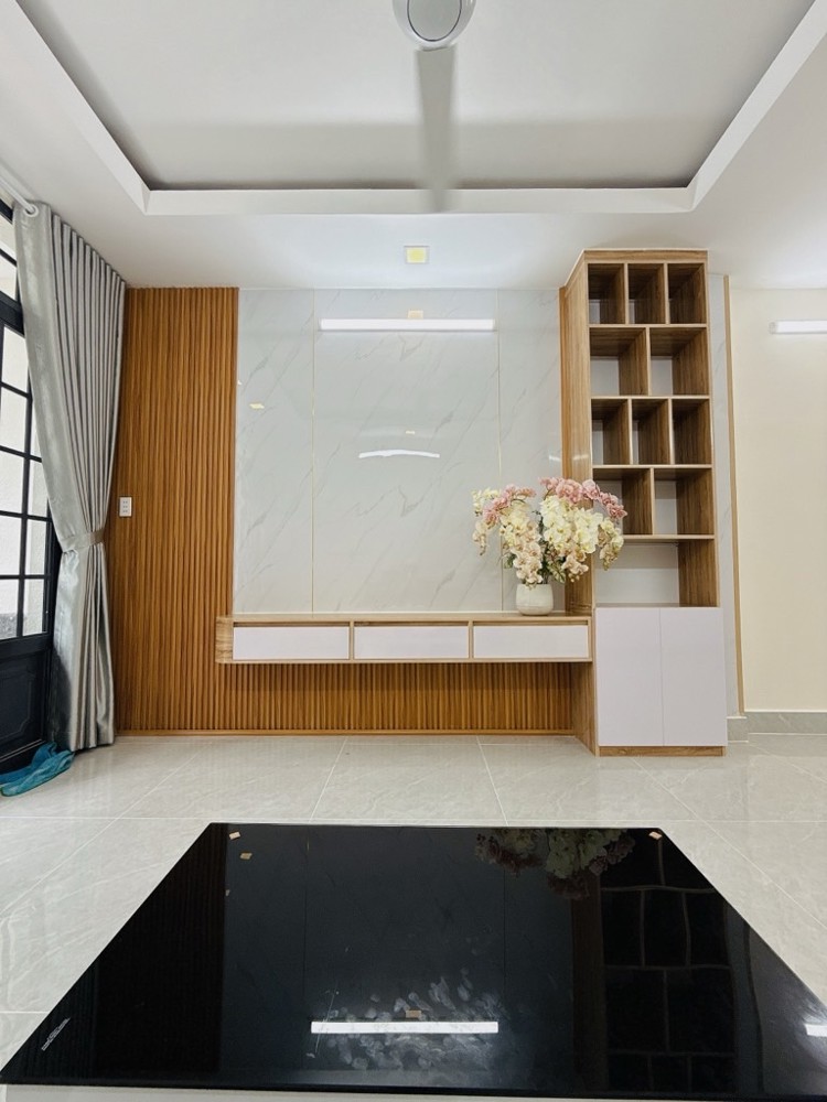 L2431* Sợ Mua Trúng Nhà Quy Hoạch? Căn Này An Toàn 100%!