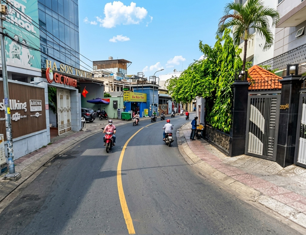 D2433* Tò Mò Nhà Bình Thạnh 100M² Hẻm Xe Hơi Thông Mà Giá Chỉ 13.X Tỷ?
