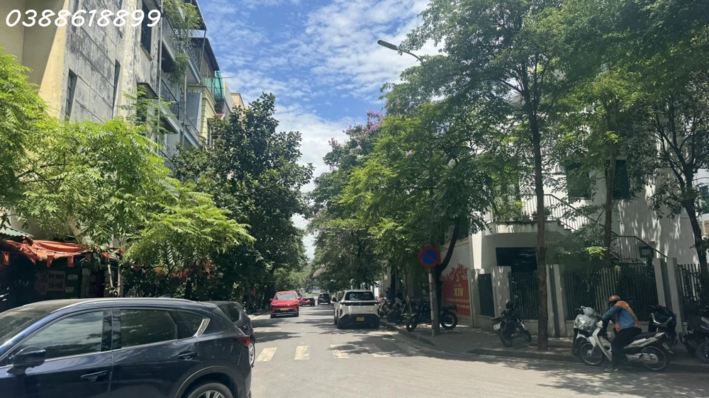 Biệt Thự Phân Lô Trần Quang Diệu - 100M² - Mặt Tiền 10M - Ô Tô Tránh - Vỉa Hè - Khu Vip Đống Đa