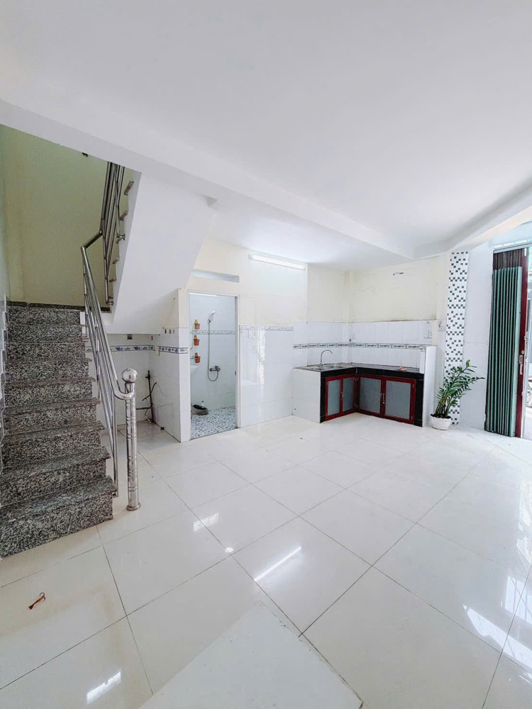 Bán Nhà Căn Hộ Dịch Vụ Ngang 5 X 5.89 X Nở 5.3 Mđúc Bê Tông 5 Tấm Có Dòng Tiền Thuê Ổn Định 25