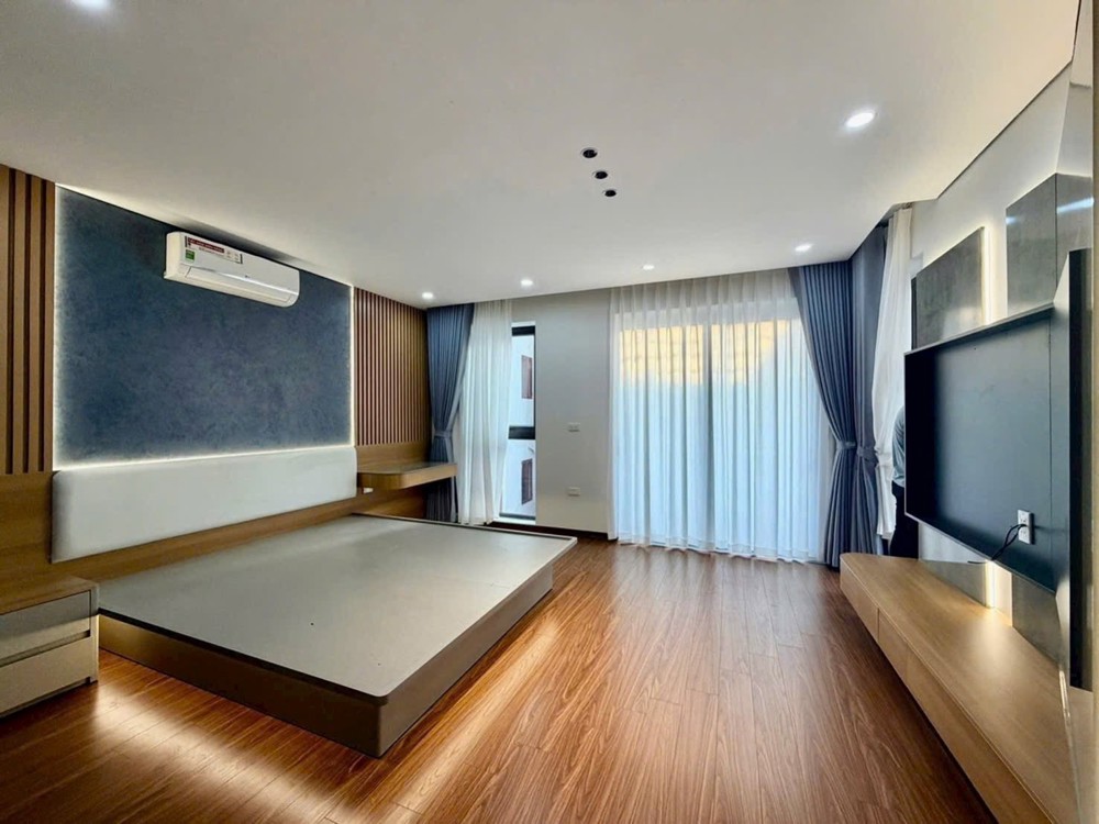 Cơ Hội Vàng Chủ Nhà Hạ Sốc Nhà Thạch Bàn -Long Biên