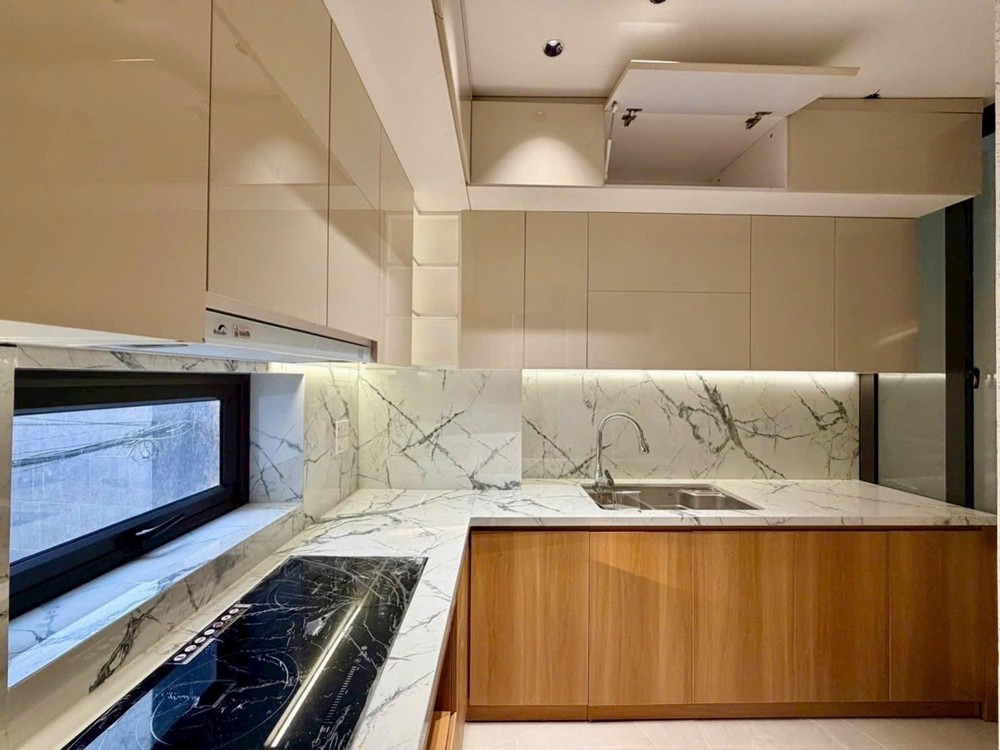 Cơ Hội Vàng Chủ Nhà Hạ Sốc Nhà Thạch Bàn -Long Biên