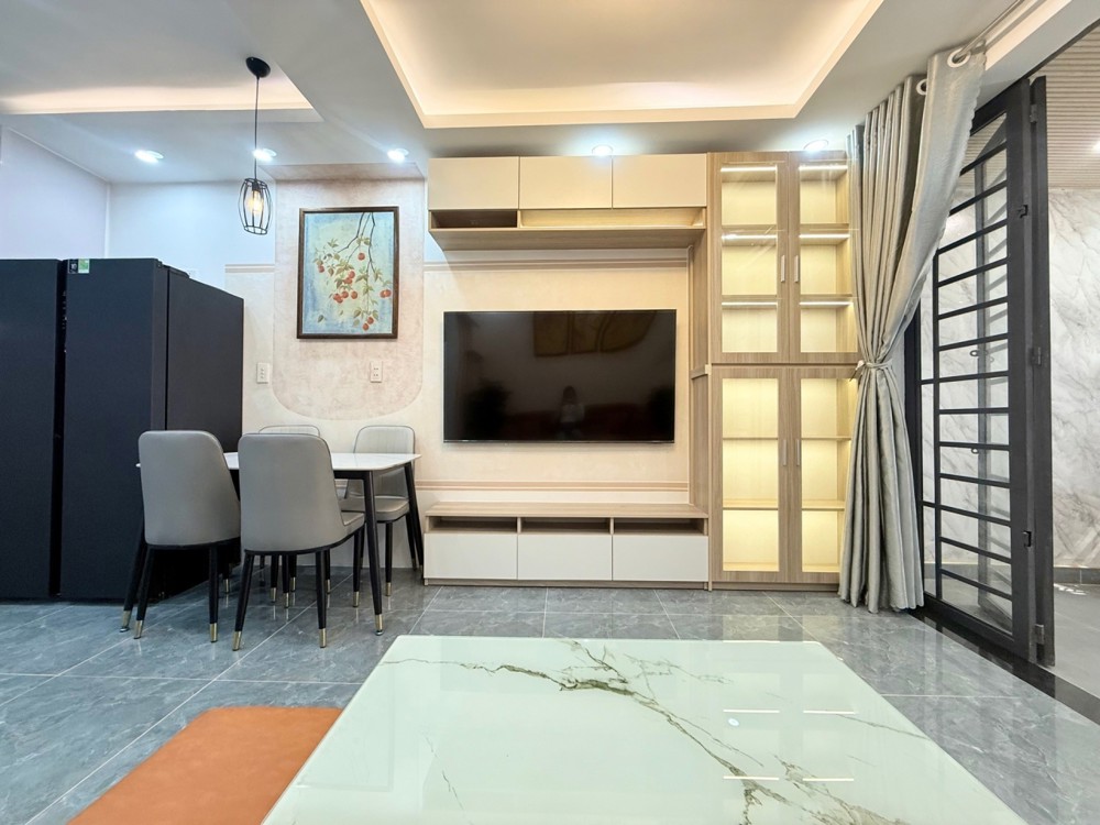 [H2440] Nhà 2 Tầng Đẹp Sát Đh Văn Lang - Giá Đầu Tư 6.X Tỷ