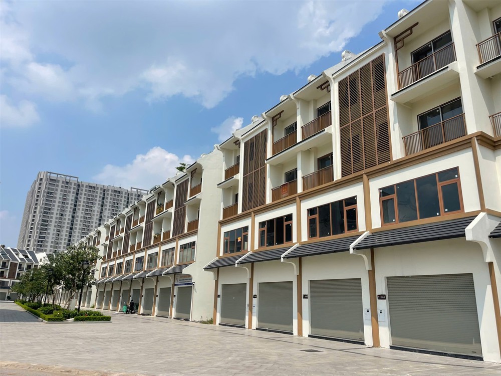 Hot Chính Chủ Bán Nhanh Shophouse Vị Trí Đẹp Ngay Ngã 3 View Vườn Hoa Sát Wisteria Hinode Royal Park