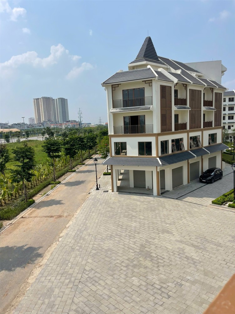 Hot Chính Chủ Bán Nhanh Shophouse Vị Trí Đẹp Ngay Ngã 3 View Vườn Hoa Sát Wisteria Hinode Royal Park
