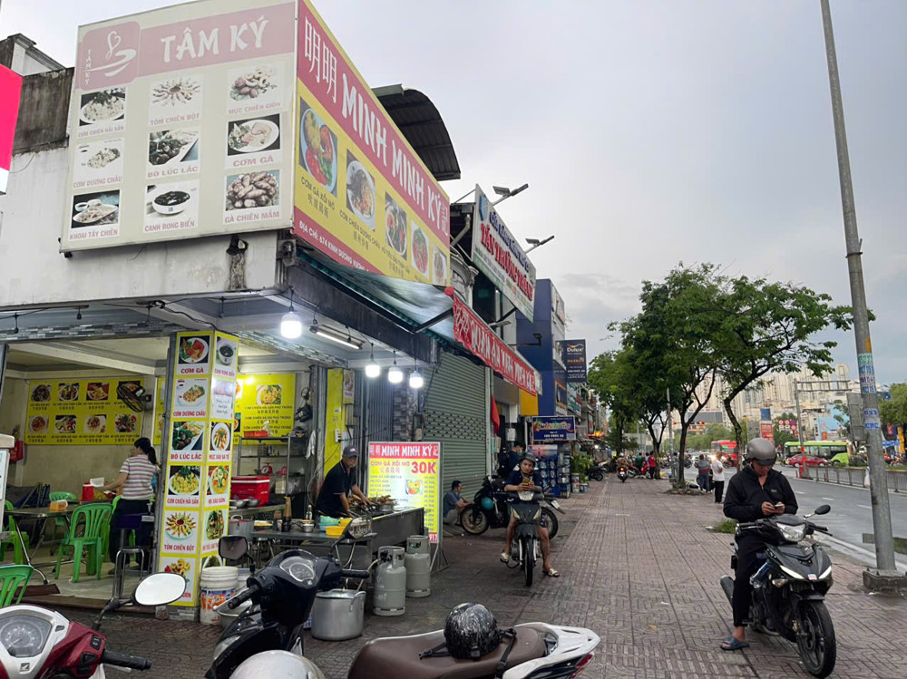 Bình Tân ! Quán Ăn Góc 2 Mt Đẹp Lắm Sang Rẻ 79 Tr, Quán Cơm Gà – Hủ Tiếu Xào “ Minh Ký “ Mb Vỉa Hè