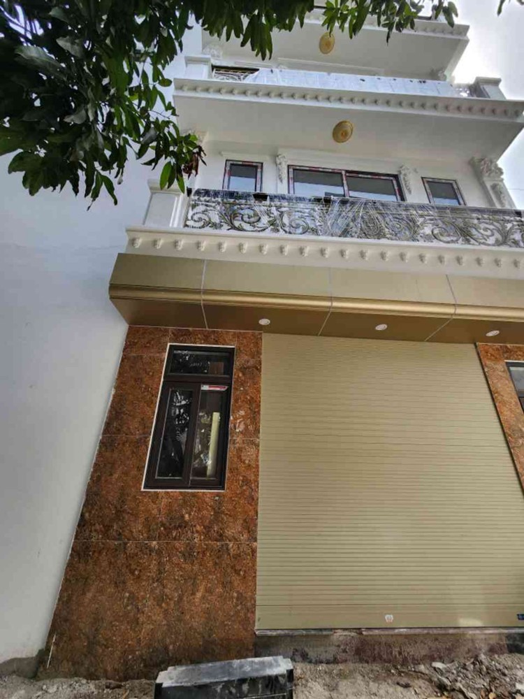 Tin Thật 9.2 Tỷ 50M Nhà Mới - Lô Góc - Thang Máy Phúc Lợi Long Biên