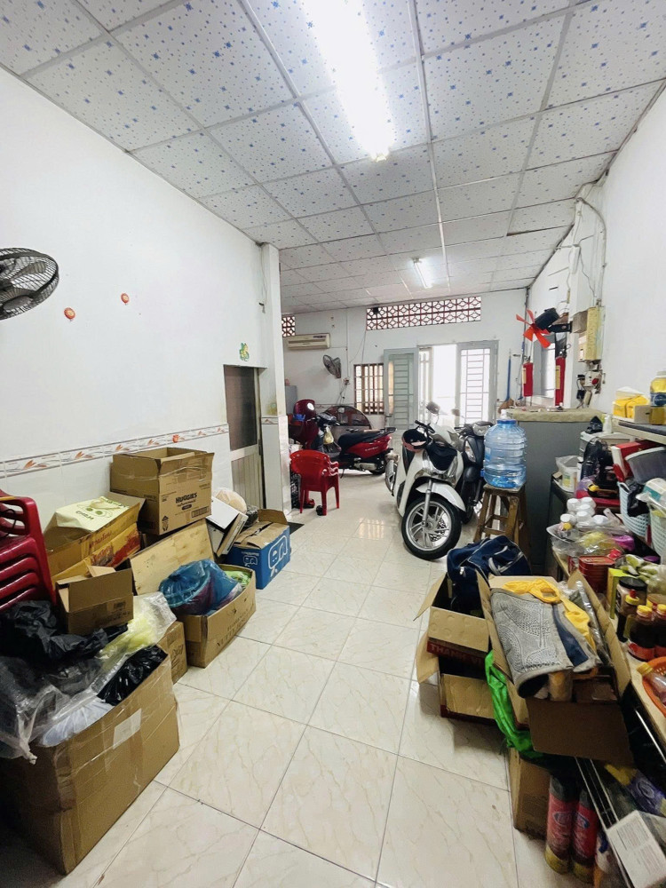 Bán Nhà Mặt Tiền Lê Lăng - Ngay Văn Cao, Tân Hương, 7X22m, Cấp 4 - Tiện Xây, Sổ A4 - 15,5 Tỷ