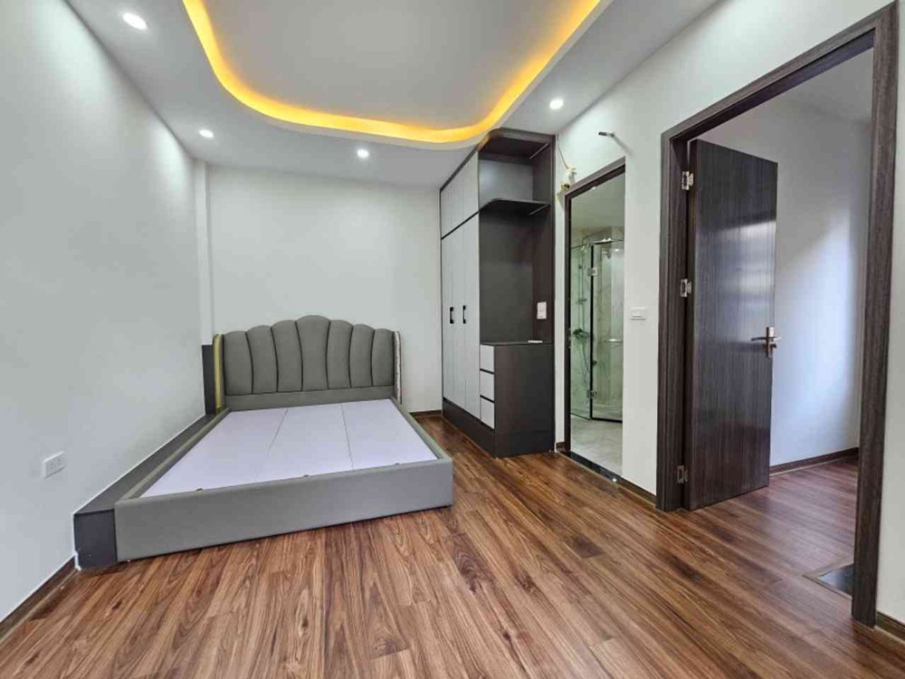 Thạch Bàn Long Biên – 53M² 6 Tầng- Thang Máy -Ga Ra Ô Tô – Hơn 9Tỷ - Nhà Mới Fuii Nội Thất - Lô