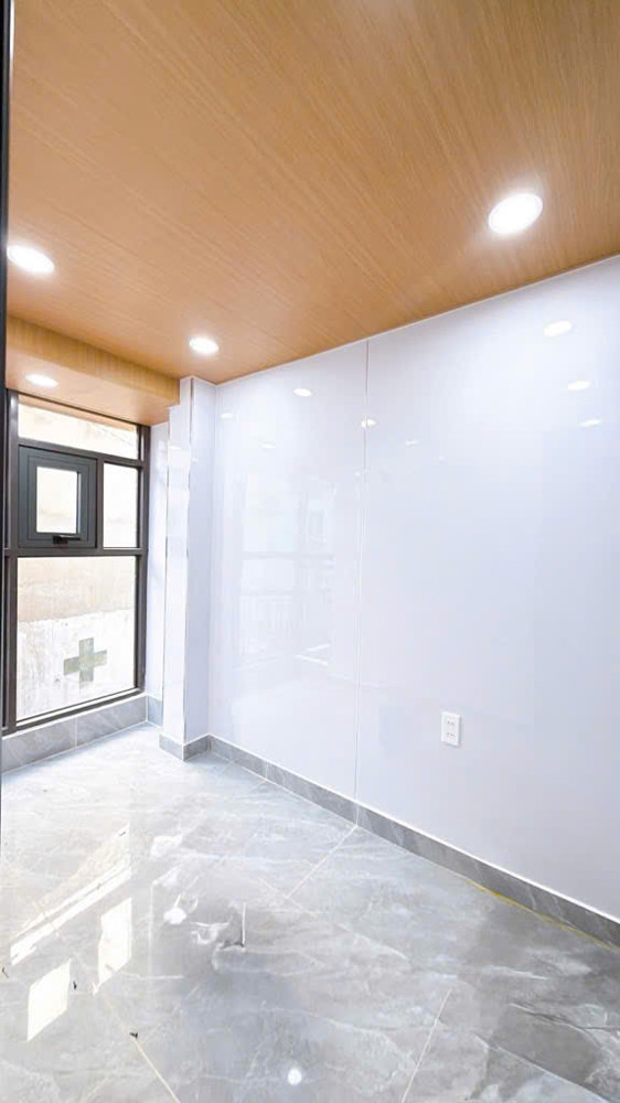 Bán Nhà Sổ Hồng Riêng Q4 Dtsd 25 M2 Chỉ 1 Tỷ