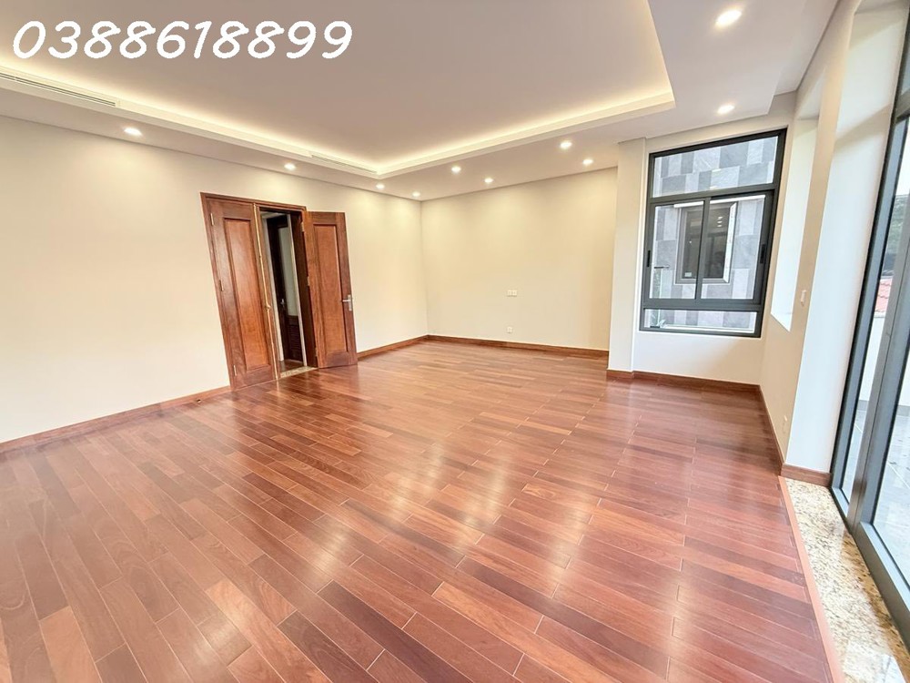 Biệt Thự Đẳng Cấp Làng Quốc Tế Thăng Long - Cầu Giấy - 2 Mặt Thoáng - Thang Máy - Ở Vip