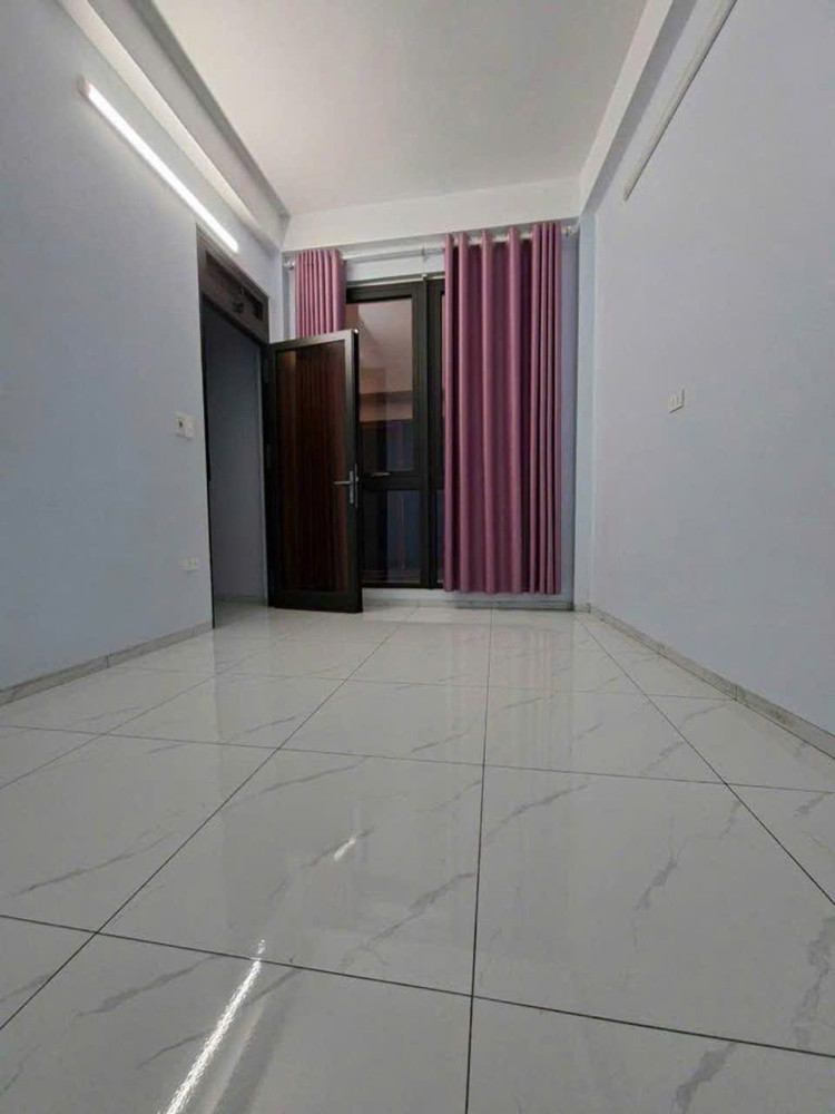 Nhà Đẹp 40M2 Thạch Bàn – Nhìn Là Muốn Chốt