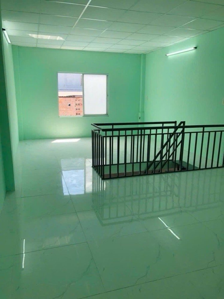 Nhà 2 Mt Hẻm Xe Hơi Nguyễn Văn Quá - 80M2 Vuông A4 - Giá Chỉ 4 Tỷ Ở Ngay