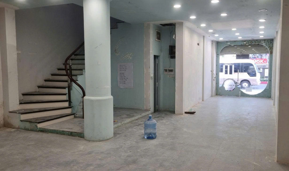 Chính Chủ Cần Cho Thuê Nhà Mặt Phố Cầu Giấy - Tp Hà Nội