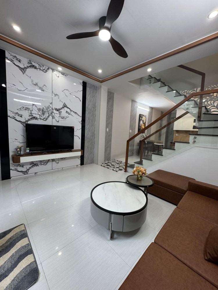 ► Nhà Kiệt Rộng Nguyễn Văn Linh, 47M2, 2 Tầng Đẹp Ở Ngay, Nhỉnh 4 Tỷ