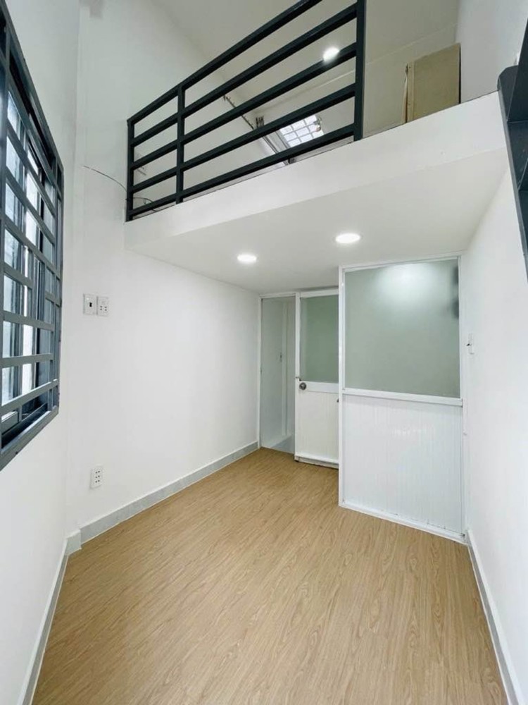 [K2448] Nhà Sát Cầu Băng Ky Cách 1 Căn Ra Hẻm Xe Hơi. Giá Sập Hầm 1.X Tỷ