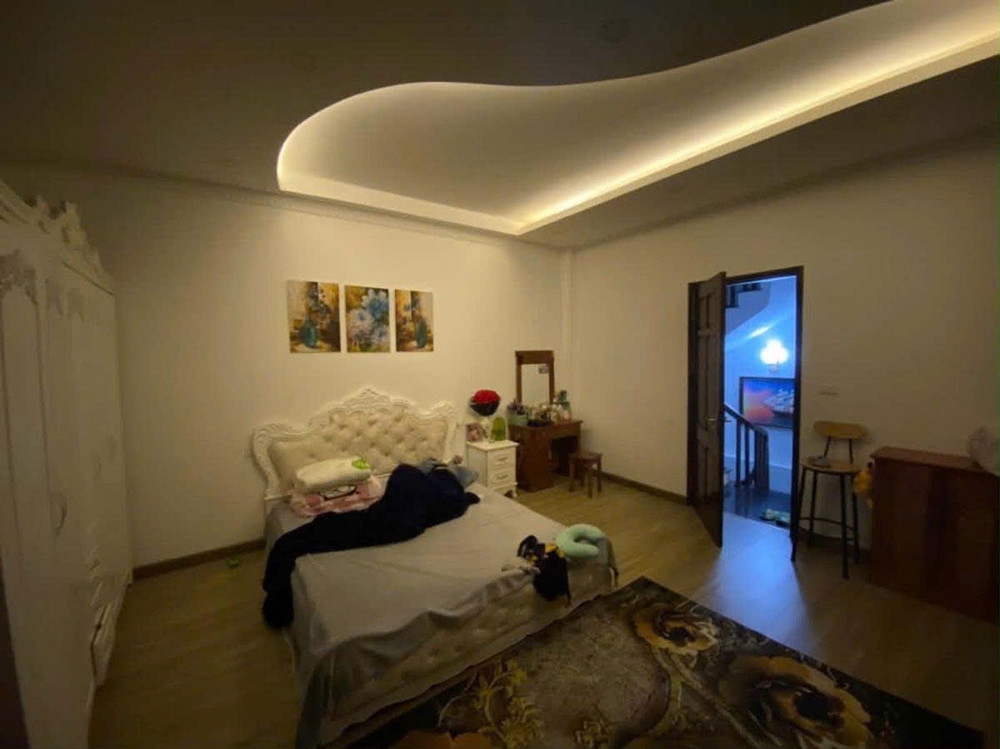 Bán Nhà Ngọc Trì 39M 5 Tầng Mt7.5m Lô Góc Ô Tô Đỗ Nhỉnh 10 Tỷ