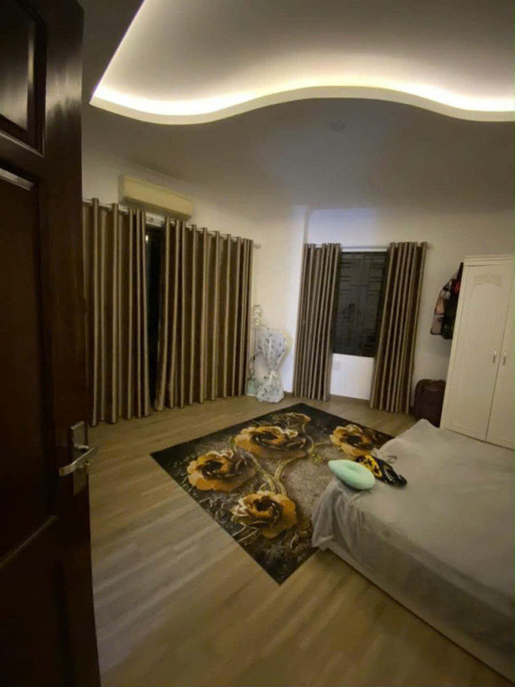 Bán Nhà Ngọc Trì 39M 5 Tầng Mt7.5m Lô Góc Ô Tô Đỗ Nhỉnh 10 Tỷ