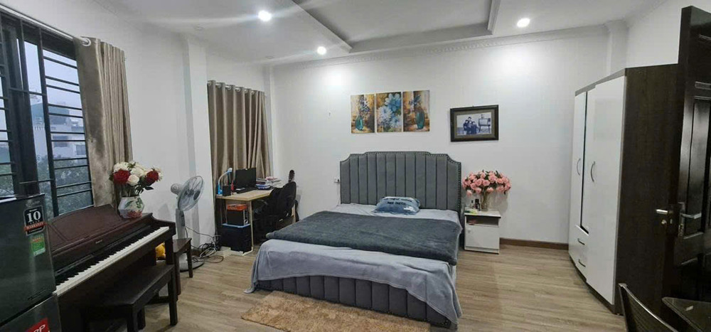 Bán Nhà Ngọc Trì 39M 5 Tầng Mt7.5m Lô Góc Ô Tô Đỗ Nhỉnh 10 Tỷ