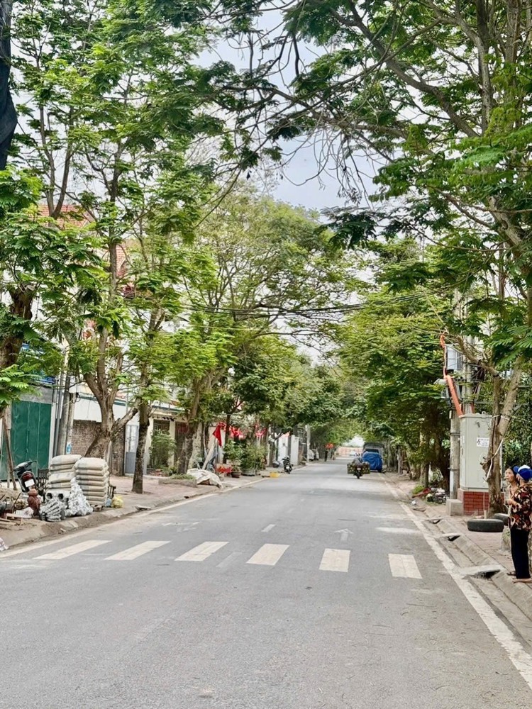 Nhà Mới-Ngọc Thuỵ Long Biên – Lô Góc -Ga Ra Ô Tô - Thang Máy-Hơn 14 Tỷ 6 Tầng Thang Máy – Nội