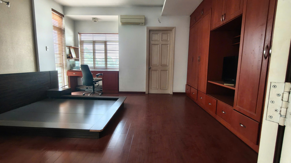 Mặt Tiền Căn Góc Không Lộ Giới Ngay Tân Hương 75M2 4Tầng 6 Phòng Ngủ 8 Tỷ 200 Tl
