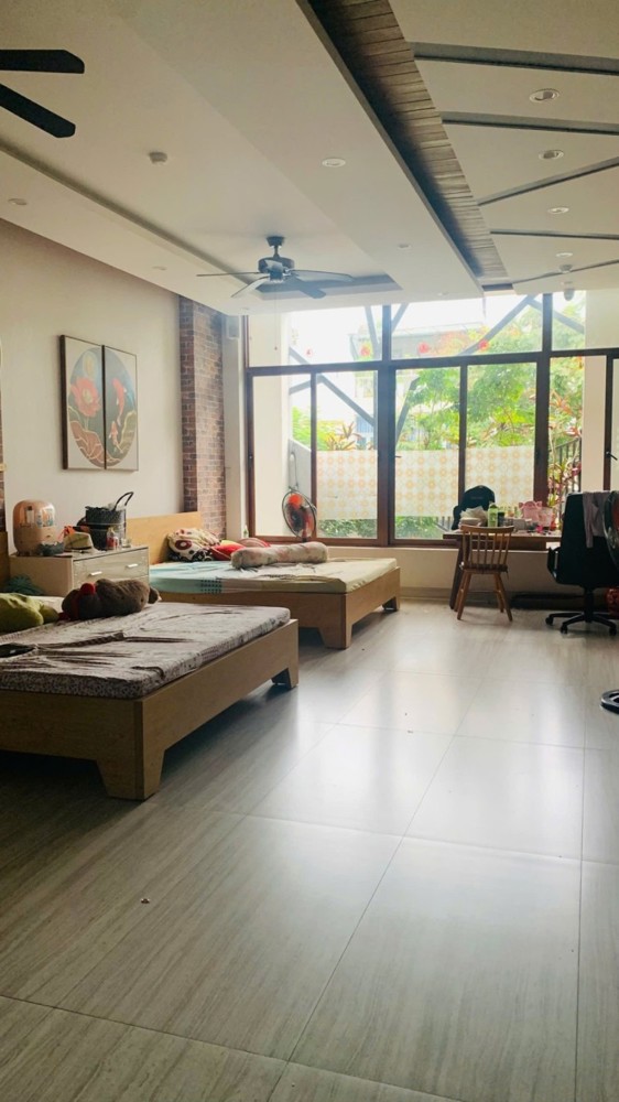 Bán Nhà Mt Tiểu La, Ở Và Kinh Doanh 102M², 4.5 Tầng, Ngang 6.3M, Giá 22 Tỷ