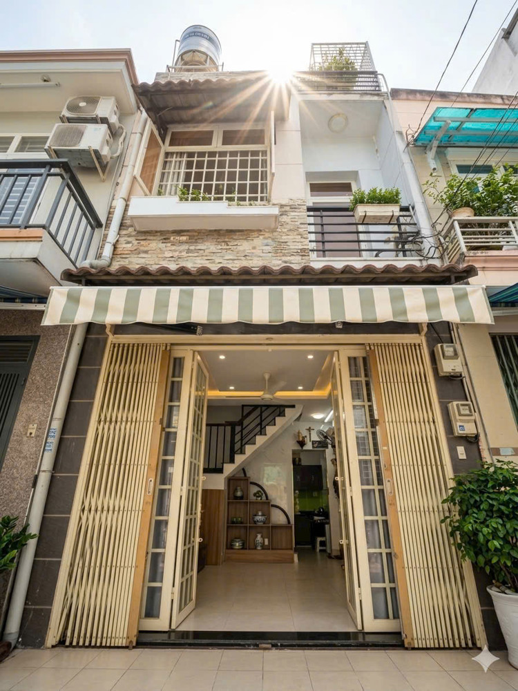 Huỳnh Thiện Lộc Tân Phú Diện Tích Sử Dụng Gần 100M 3 Tầng Hẻm Xe Hơi Thông 5.5 Tỷ Tl