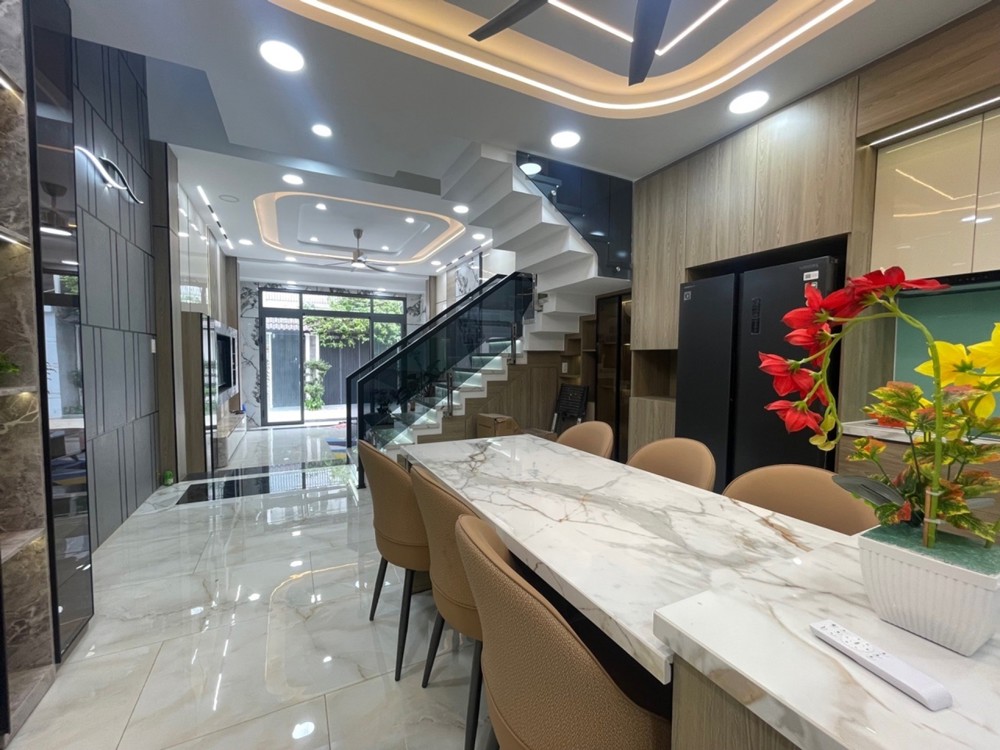 [O2450] Nhà Mới Full Nội Thất Sát Vách Gò Vấp, Giá 8.X Tỷ