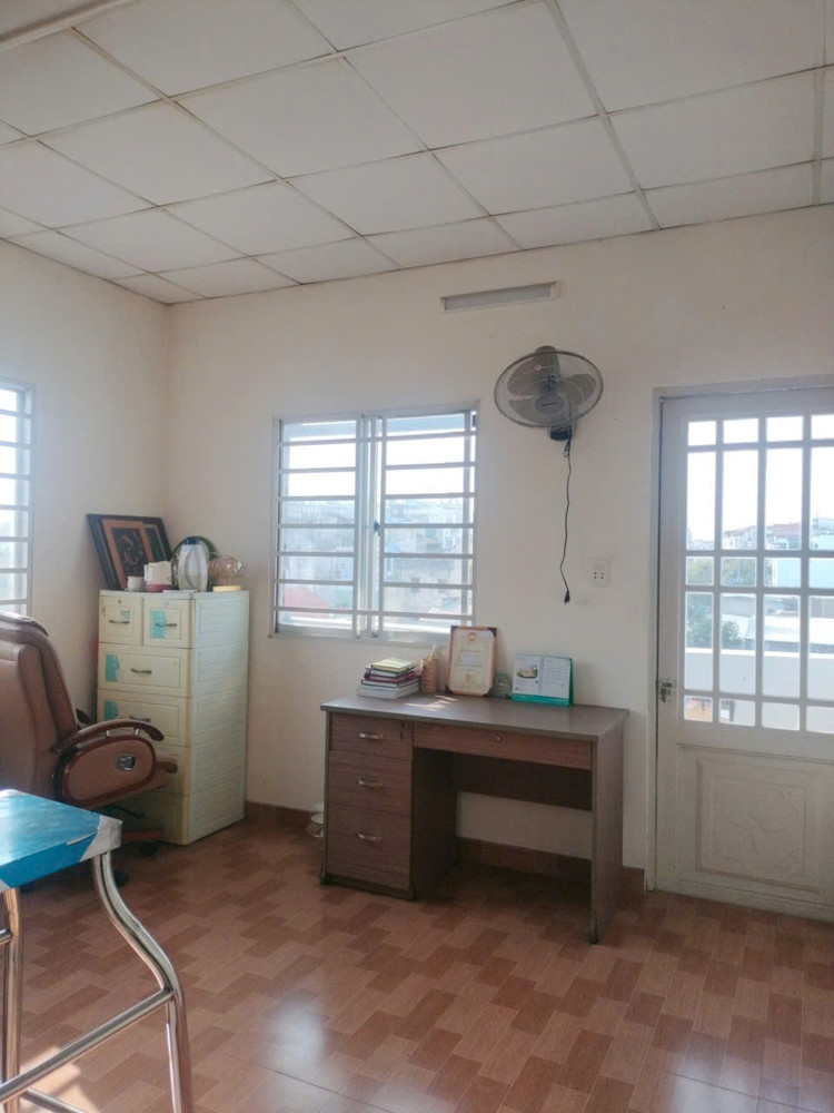 Nhà Đẹp 4 Tầng Sổ Hồng Riêng- Nguyễn Văn Quỳ, Phú Thuận, Quận 7- Chỉ 4,4 Tỷ - Không Cón Căn Thứ 2