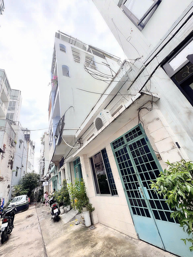 Bán Nhà 2 Tầng Xe Hơi Ngủ Trong Nhà Đ.đinh Công Tráng, Quận 1 - Ngang 4M*20m Sổ Hồng Vuông Đẹp 