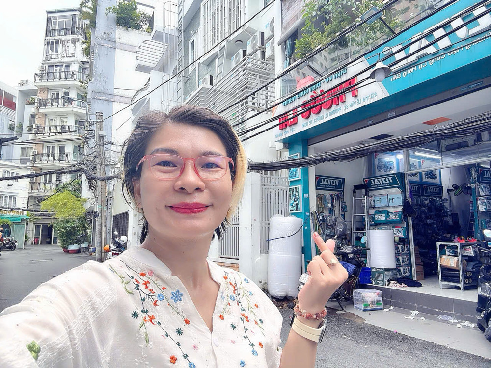 Chính Chủ Ở Nước Ngoài Cần Bán Nhà 4 Tầng Hxh Đ.lê Văn Sỹ, Quận 3 - Ngang Đẹp 7,6M*14m - Giá Tốt