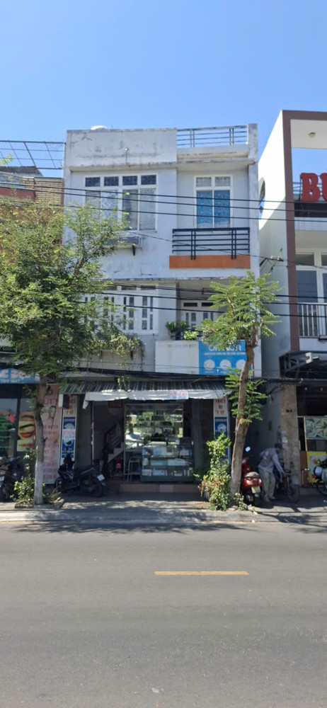 Cho Thuê Nhà Mới 3 Tầng 207 Đường Nguyễn Huệ – Quy Nhơn, 70M², Chỉ 7 Triệu/tháng